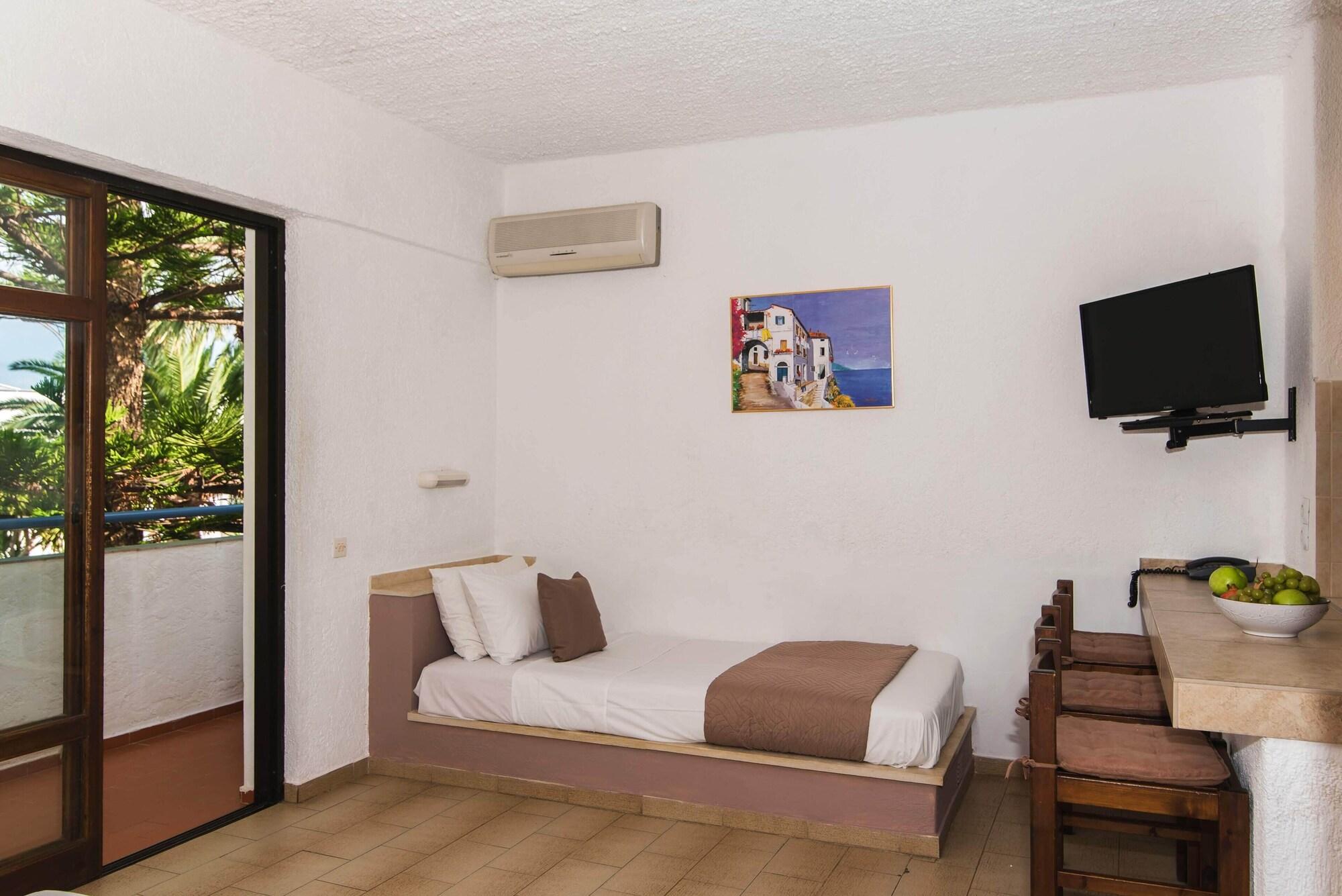 Aspro Hotel Hersonissos  Exterior photo
